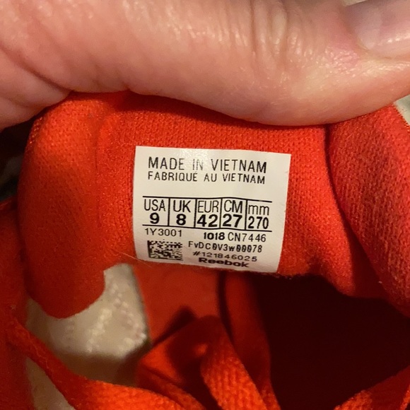 Ladies Reebok Classic (Red) - Picture 5 of 6